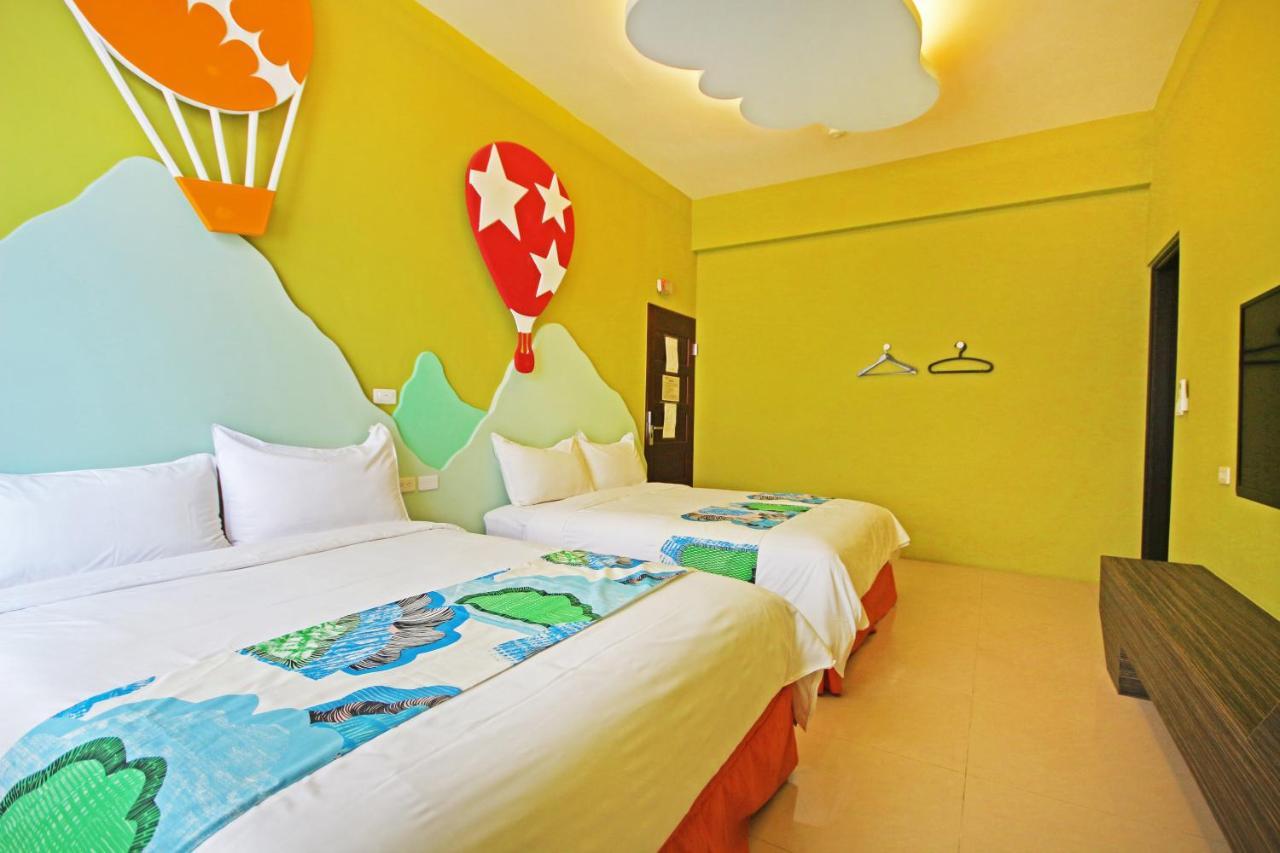 Fun Trip - Little Castle & Oscar B&B T'ai-tung エクステリア 写真