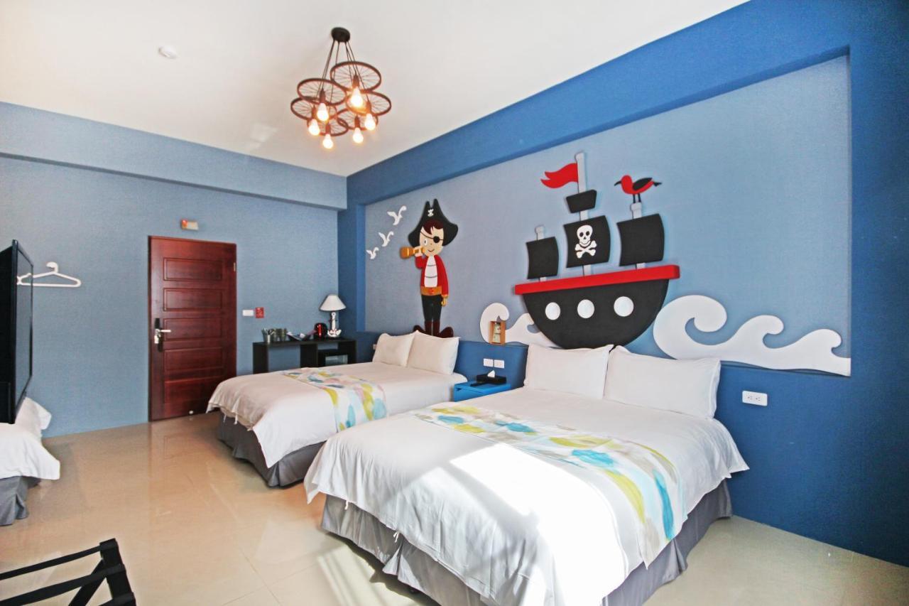 Fun Trip - Little Castle & Oscar B&B T'ai-tung エクステリア 写真