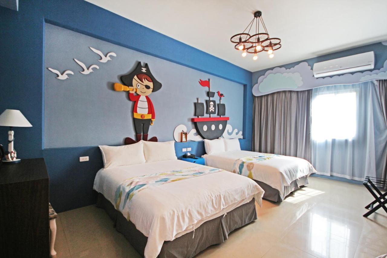 Fun Trip - Little Castle & Oscar B&B T'ai-tung エクステリア 写真